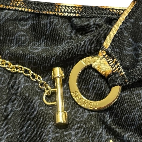 Victorias Secret Cheetah Print Toggle Bikini Set - Picture 8 of 9